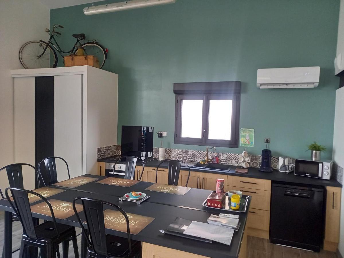 Cosy-Loft Industriel , Jacuzzi , Wifi , 6 Personnes Max Villa Aigues-Vives  Eksteriør billede